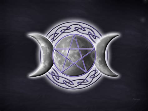 Wiccan triple moon